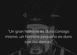 Enlace a Gran hombre VS Hombre pequeño