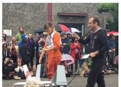 Enlace a Desfile emotivo