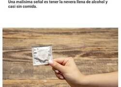 Enlace a Mujeres comparten «malas señales» que vieron al visitar la casa de un hombre