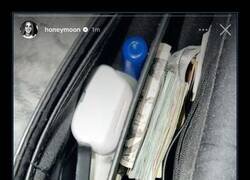 Enlace a El bolso de Lana del Rey