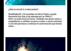 Enlace a Hombres preguntando a mujeres aquello que siempre quisieron saber