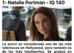 Enlace a Famosos con el sorprendente coeficiente intelectual de un genio