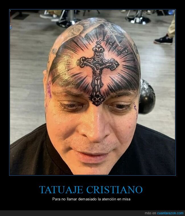 tatuaje,cruz,frente