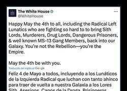 Enlace a La persona que lleva la cuenta de la Casa Blanca no está bien...
