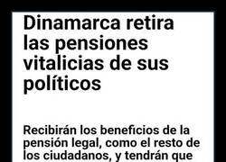 Enlace a Podríamos tomar ejemplo...