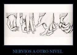 Enlace a Luego ya te da vergüenza que te vean cogidos de la mano