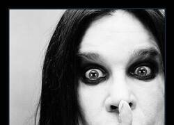 Enlace a Esta era la rutina del hombre más salvaje del rock, Ozzy Osbourne