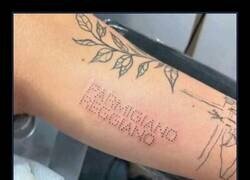 Enlace a Cada día veo tatuajes más absurdos