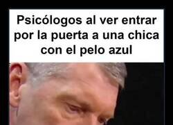 Enlace a Frotándose las manos