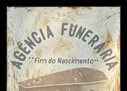Enlace a Masters of naming fúnebre