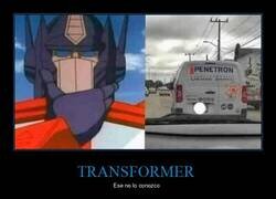 Enlace a Hay un nuevo transformer en la ciudad