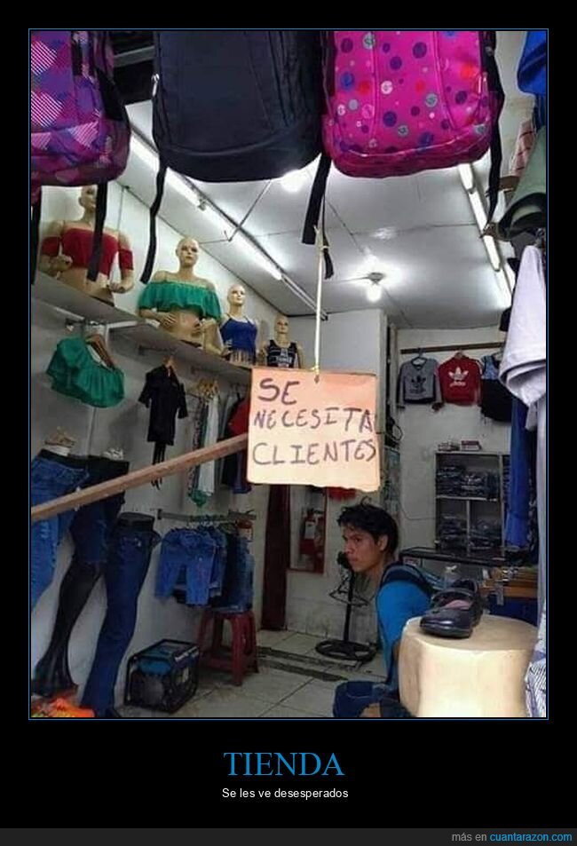 tienda,clientes,carteles