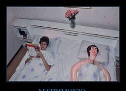 Enlace a Secretos para un matrimonio feliz