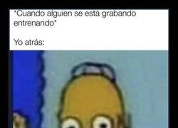 Enlace a Figurante en vídeos ajenos