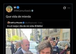 Enlace a Qué triste...