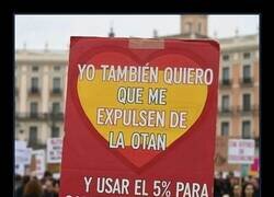 Enlace a A favor de salir de la OTAN