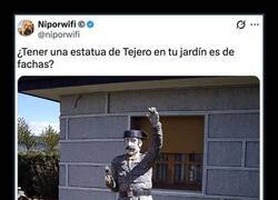 Enlace a Estatua conmemorativa