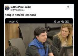 Enlace a Taza puesta con mala leche