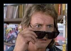 Enlace a Dos versiones alternativas más acordes a la realidad