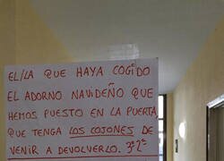 Enlace a Adorno extraviado