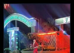 Enlace a Creo que esa no es la señora Claus...