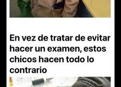 Enlace a Ice Boy, la historia del pequeño de 8 años que tiene que caminar 5km al día a -8ºC para ir a la escuela