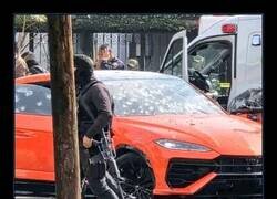 Enlace a Con el cártel no hay que jugársela...