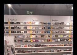 Enlace a Entré a por auriculares y acabé en 2006 preguntando si aceptan pesetas