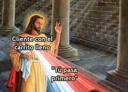 Enlace a Cuando llevas dos cosas y te ceden el turno… al del carro lleno