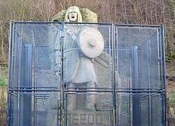 Enlace a Eres libre, pero con llave