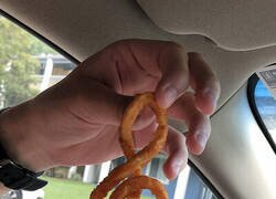 Enlace a Cuando la vida te da churros, tú haces arte moderno