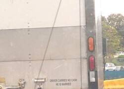 Enlace a El conductor no lleva efectivo: está casado