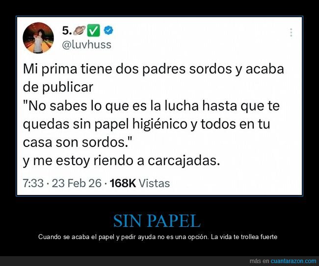 tuit,familia,ba&ntilde;o,papel,silencio