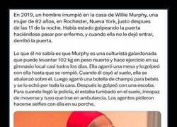 Enlace a Entras a robar y te recibe la abuela del gimnasio