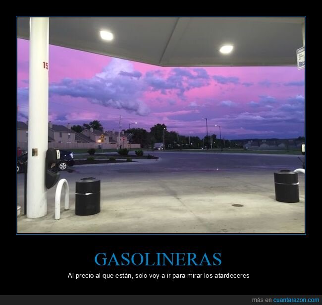 atardecer,gasolinera,repostar,cielo,contraste