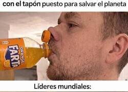 Enlace a Yo con el tapón, ellos con los misiles