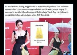 Enlace a Balenciaga estafa tan descaradamente a los ricos que no puedo más que aplaudir