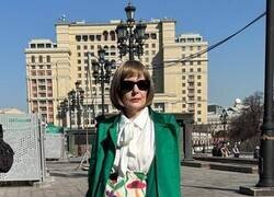 Enlace a Una abuela se disfrazó de Anna Wintour. Veinticuatro horas después, Anna se disfrazó de ella