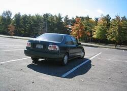 Enlace a  Extrañamente, echo de menos ver coches como estos que solían venir a mi universidad a principios de la década de 2000
