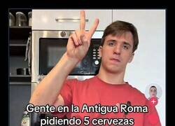 Enlace a Yo pidiendo cinco cervezas y firmando un tratado sin querer