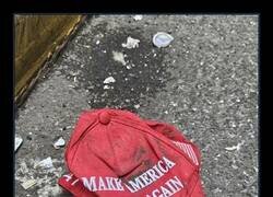 Enlace a Encontrado en la esquina de la calle 40 y la avenida 9 en la ciudad de Nueva York.