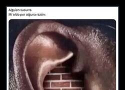 Enlace a Me susurran y mi oído: 