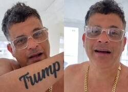 Enlace a ¿Recuerdas a este tonto que se hizo viral en 2024 por tatuarse 