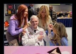 Enlace a Han pasado 27 años desde que se emitió el programa, y el elenco de Las Chicas Superpoderosas (Tara Strong, Cathy Cavadini y E. G. Daily) se reunió con Tom Kane, la voz del Profesor Utonium