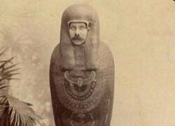 Enlace a Franz Ferdinand viajó a Egipto en 1896 y se fotografió allí para tener recuerdos