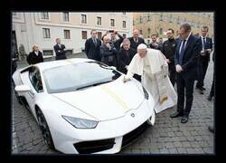 Enlace a El lambo de Papa Francisco