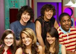 Enlace a Fin de semana del 2007, te despiertas a las 10:00, pones la tele y...