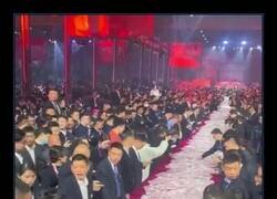 Enlace a Y yo me conformo si me pagan la cena de empresa