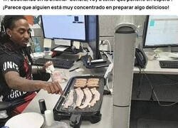 Enlace a 20 fotos donde el sentido común conduce con los ojos cerrados