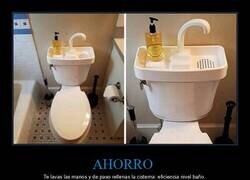 Enlace a Japón ahorra millones de litros de agua cada año simplemente colocando lavamanos para las manos en los depósitos de los inodoros y reutilizando el agua para la descarga